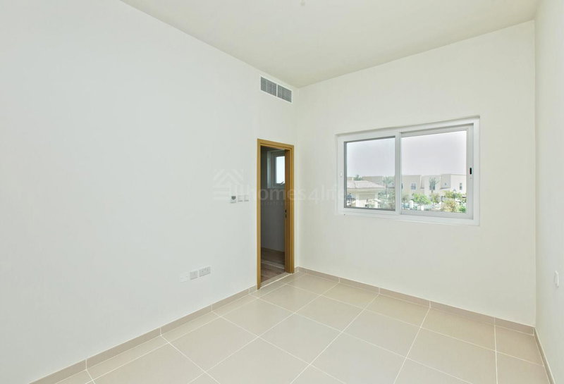 House for rent in Dubai, United Arab Emirates · Amaranta · 3 rooms, 4 baths