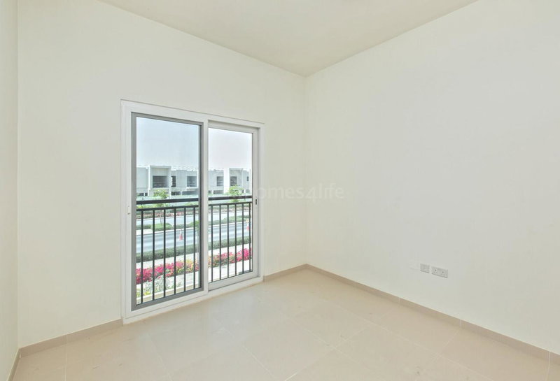 House for rent in Dubai, United Arab Emirates · Amaranta · 3 rooms, 4 baths