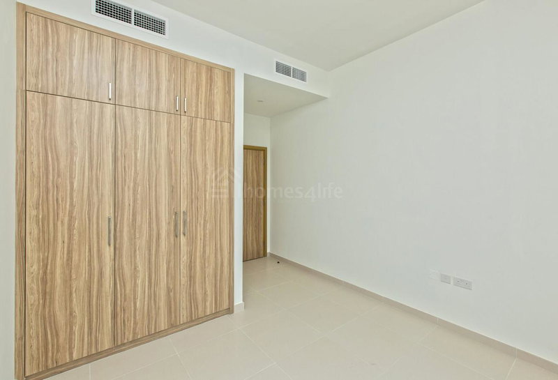 House for rent in Dubai, United Arab Emirates · Amaranta · 3 rooms, 4 baths