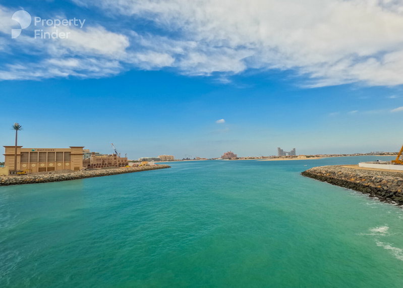 Apartment for rent in Dubai, United Arab Emirates · Royal Bay · 1 room, 2 baths