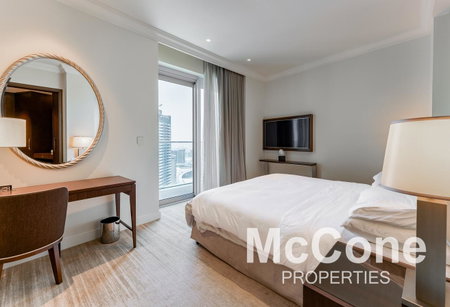 Apartment for rent in Dubai, United Arab Emirates · The Address Residence Fountain Views 2 · 2 rooms, 3 baths