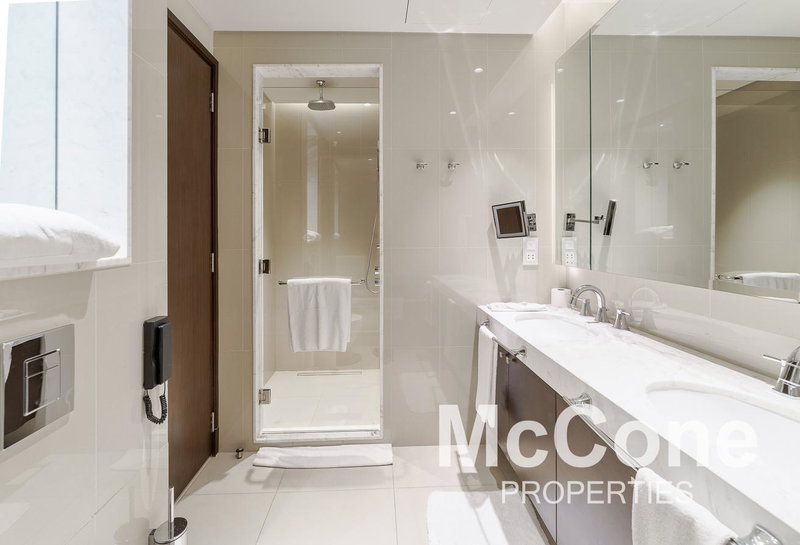 Apartment for rent in Dubai, United Arab Emirates · The Address Residence Fountain Views 2 · 2 rooms, 3 baths