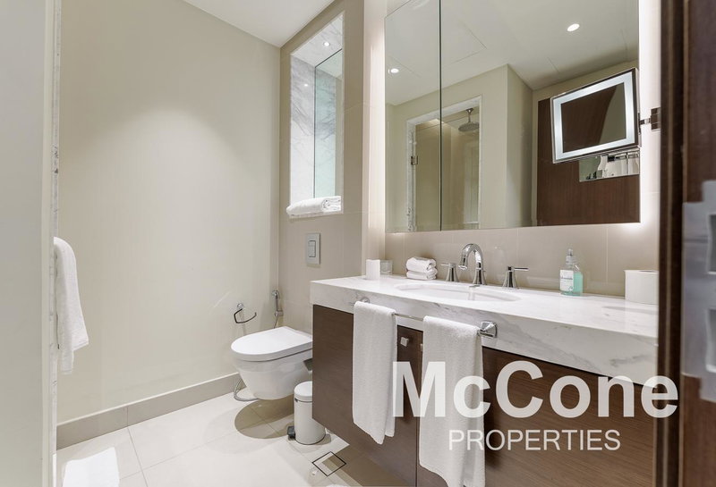 Apartment for rent in Dubai, United Arab Emirates · The Address Residence Fountain Views 2 · 2 rooms, 3 baths