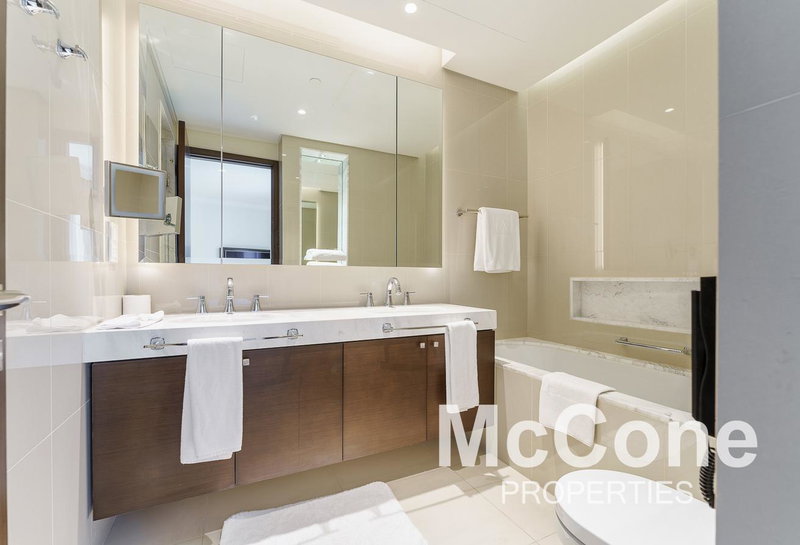 Apartment for rent in Dubai, United Arab Emirates · The Address Residence Fountain Views 2 · 2 rooms, 3 baths