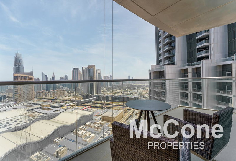 Apartment for rent in Dubai, United Arab Emirates · The Address Residence Fountain Views 2 · 2 rooms, 3 baths