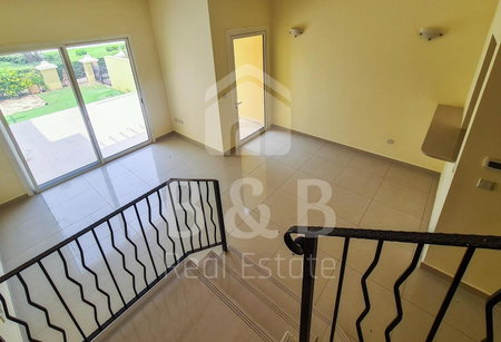 Casa en alquiler en Ras Al Khaimah City, Emiratos Árabes Unidos · The Townhouses at Al Hamra Village · 2 habitaciones, 2 baños
