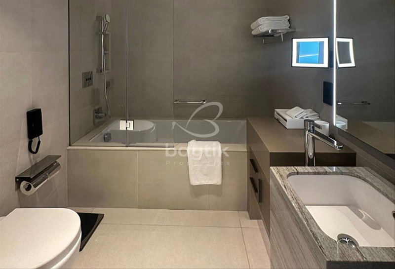 Apartment for rent in Dubai, United Arab Emirates · Jumeirah Gate Tower 2 · 2 rooms, 3 baths
