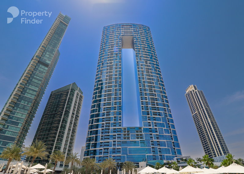 Apartment for rent in Dubai, United Arab Emirates · Jumeirah Gate Tower 2 · 2 rooms, 3 baths