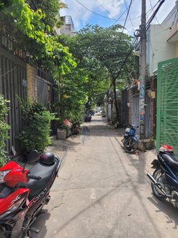Apartment for rent in Ho Chi Minh City, Vietnam · Le Van Quoi Street · 2 rooms, 2 baths