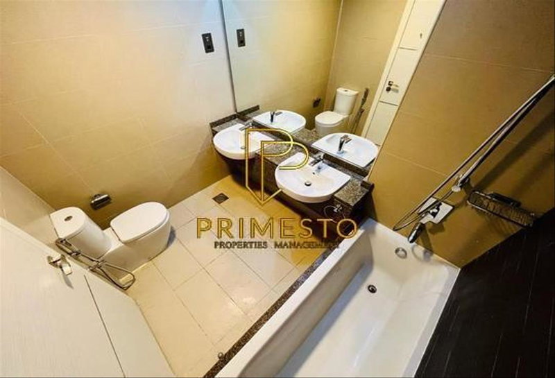 Apartment for rent in Abu Dhabi, United Arab Emirates · Al Reef Tower · 2 rooms, 4 baths