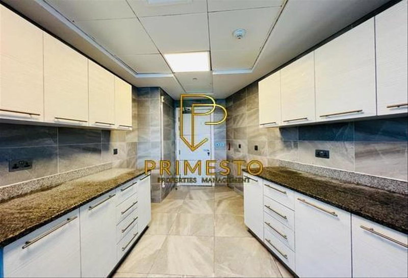 Apartment for rent in Abu Dhabi, United Arab Emirates · Al Reef Tower · 2 rooms, 4 baths