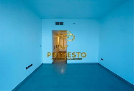 Apartment for rent in Abu Dhabi, United Arab Emirates · Al Reef Tower · 2 rooms, 4 baths