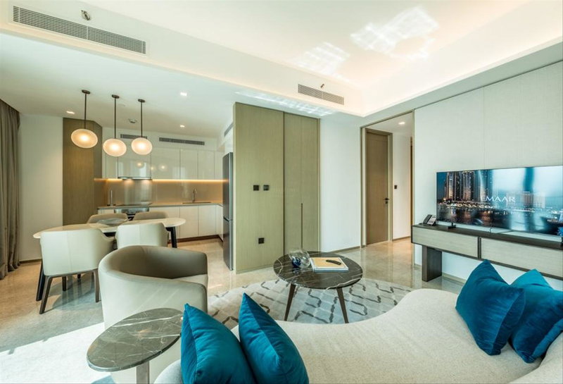 Apartment for rent in Dubai, United Arab Emirates · Address Harbour Point Tower 1 · 2 rooms, 3 baths