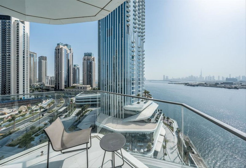 Apartment for rent in Dubai, United Arab Emirates · Address Harbour Point Tower 1 · 2 rooms, 3 baths