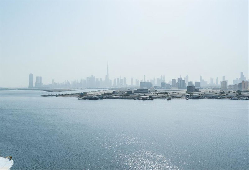 Apartment for rent in Dubai, United Arab Emirates · Address Harbour Point Tower 1 · 2 rooms, 3 baths