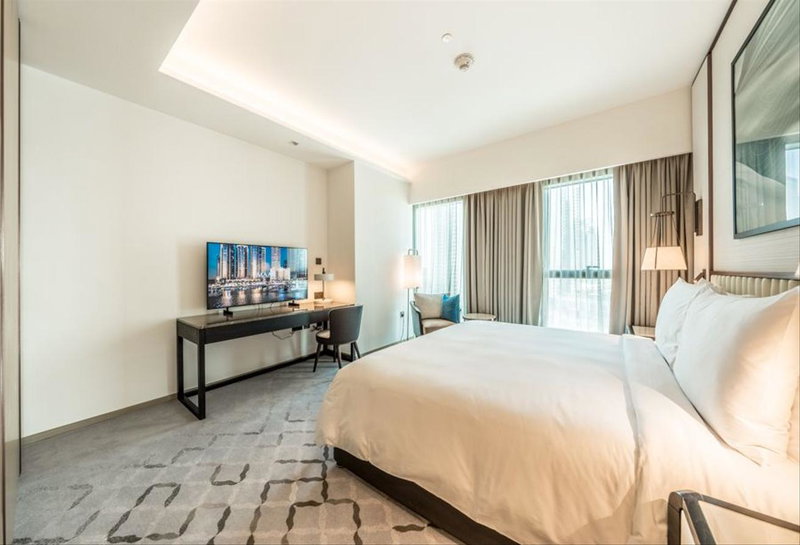 Apartment for rent in Dubai, United Arab Emirates · Address Harbour Point Tower 1 · 2 rooms, 3 baths