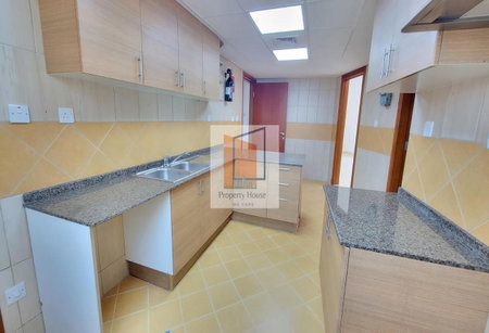 Apartment for rent in Abu Dhabi, United Arab Emirates · Khalidiya Palace Rayhaan · 2 rooms, 2 baths