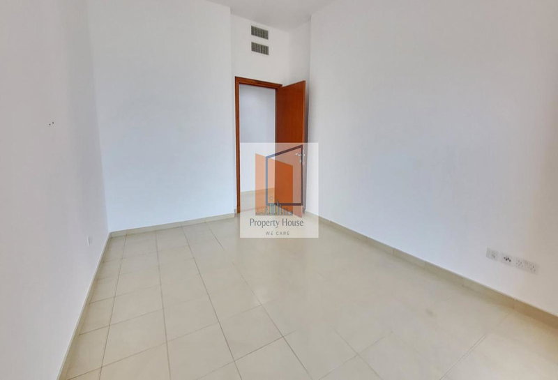 Apartment for rent in Abu Dhabi, United Arab Emirates · Khalidiya Palace Rayhaan · 2 rooms, 2 baths