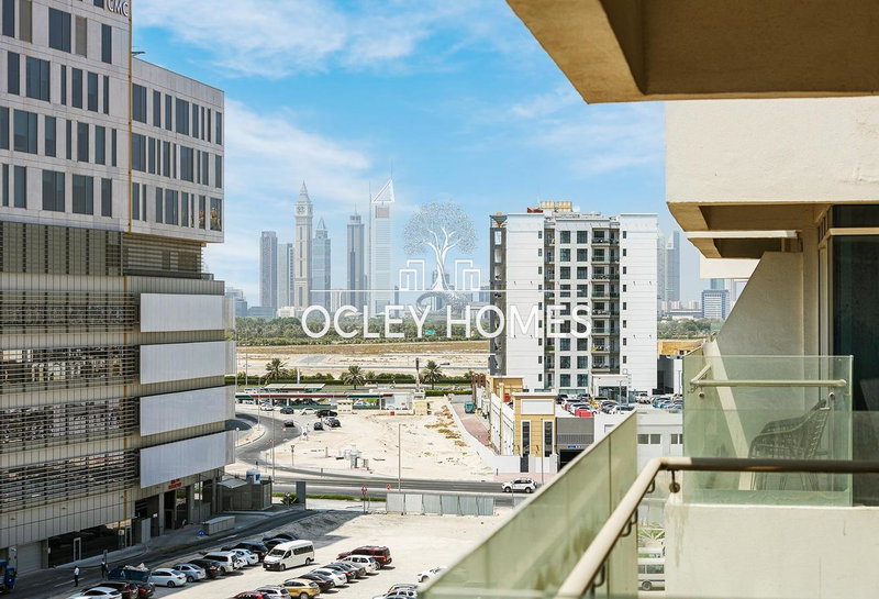 Apartment for rent in Dubai, United Arab Emirates · Azizi Aliyah · 1 room, 1 bath