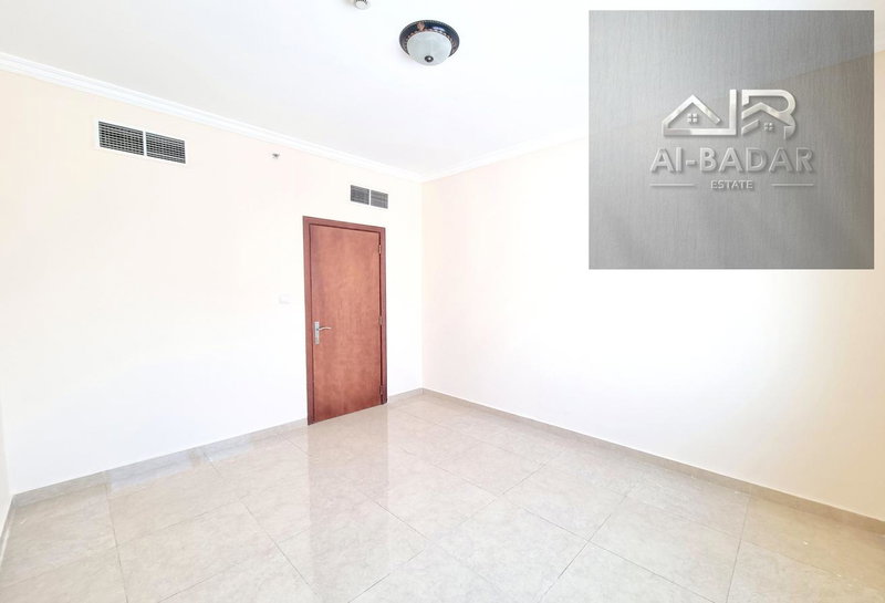 Apartment for rent in Sharjah, United Arab Emirates · Al Taawun Street · 3 rooms, 3 baths