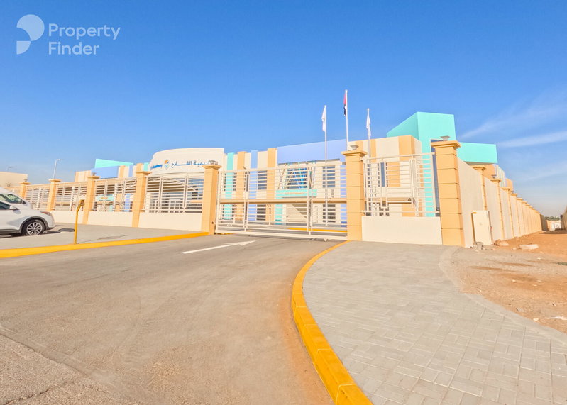 House for rent in Al Ain City, United Arab Emirates · Al Meryal · 4 rooms, 4 baths