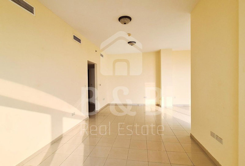 Apartment for rent in Ras Al Khaimah City, United Arab Emirates · Royal Breeze · 3 rooms, 4 baths