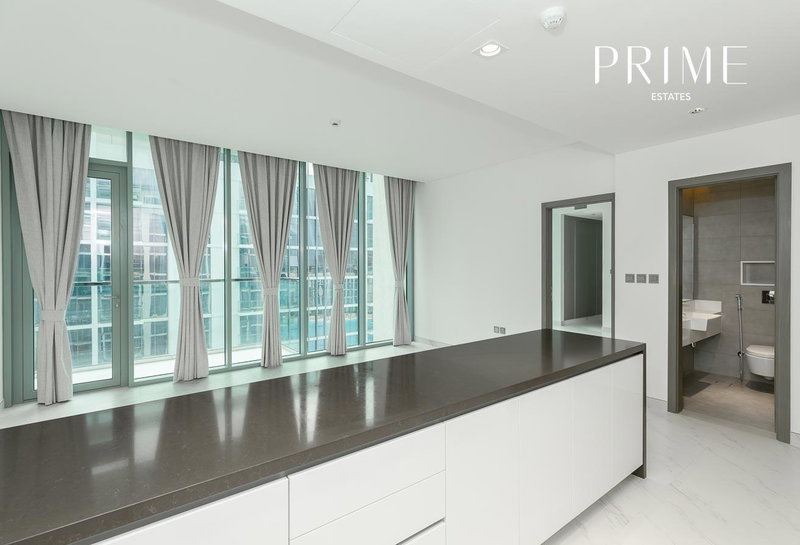 Apartment for rent in Dubai, United Arab Emirates · District One Phase III · 1 room, 2 baths