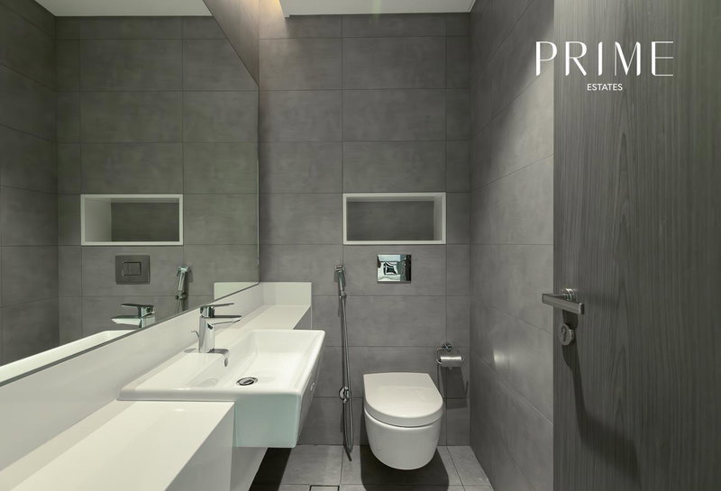 Apartment for rent in Dubai, United Arab Emirates · District One Phase III · 1 room, 2 baths