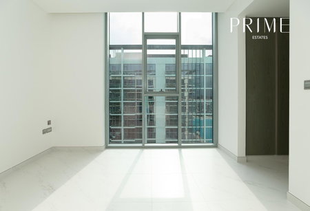 Apartment for rent in Dubai, United Arab Emirates · District One Phase III · 1 room, 2 baths