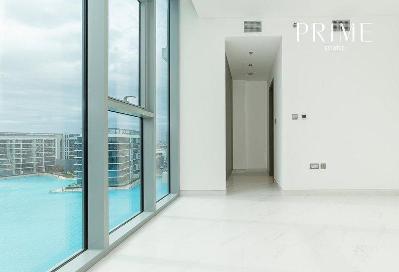 Apartment for rent in Dubai, United Arab Emirates · District One Phase III · 1 room, 2 baths