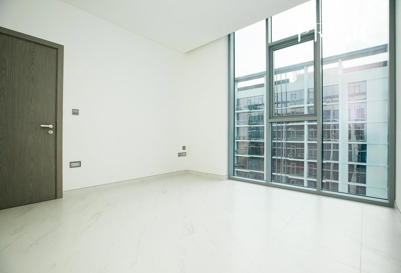 Apartment for rent in Dubai, United Arab Emirates · District One Phase III · 1 room, 2 baths