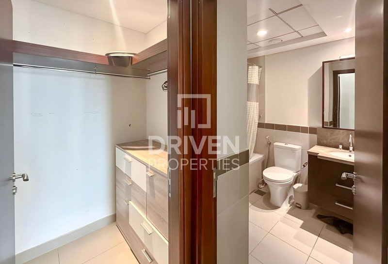 Apartment for rent in Dubai, United Arab Emirates · 29 Burj Boulevard Tower 1 · 1 room, 2 baths