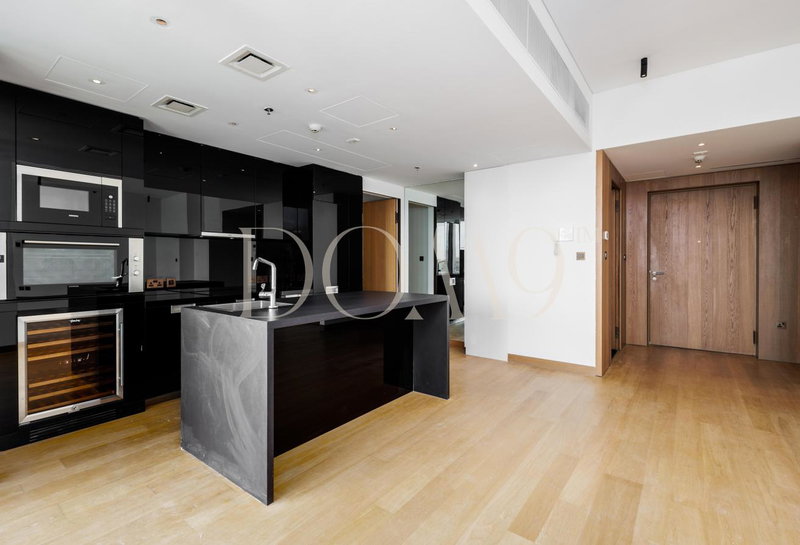 Apartment for rent in Dubai, United Arab Emirates · Bulgari Resort & Residences · 3 rooms, 5 baths