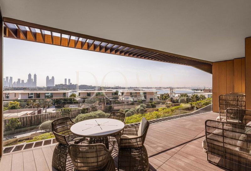Apartment for rent in Dubai, United Arab Emirates · Bulgari Resort & Residences · 3 rooms, 5 baths