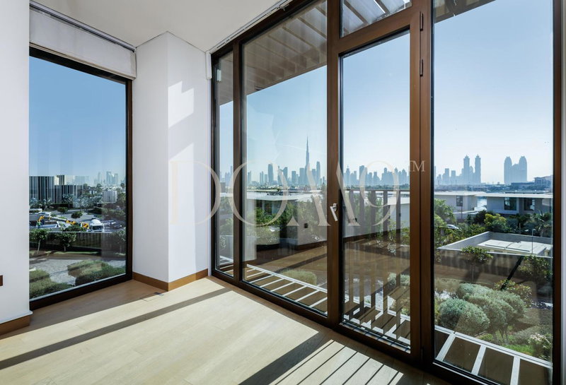 Apartment for rent in Dubai, United Arab Emirates · Bulgari Resort & Residences · 3 rooms, 5 baths