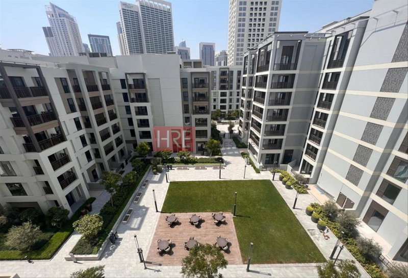 Apartment for rent in Dubai, United Arab Emirates · Summer · 1 room, 2 baths