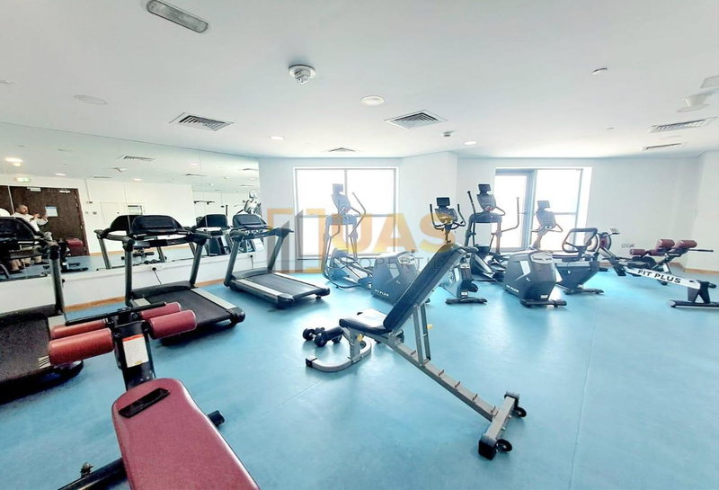 Apartment for rent in Dubai, United Arab Emirates · Jumeirah Garden City · 1 room, 2 baths