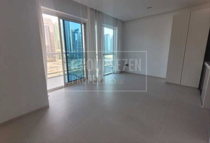 Apartment for rent in Dubai, United Arab Emirates · West Avenue Tower · 1 room, 1 bath