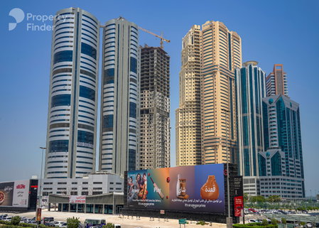 Apartment for rent in Sharjah, United Arab Emirates · Al Taawun Street · 1 room, 2 baths