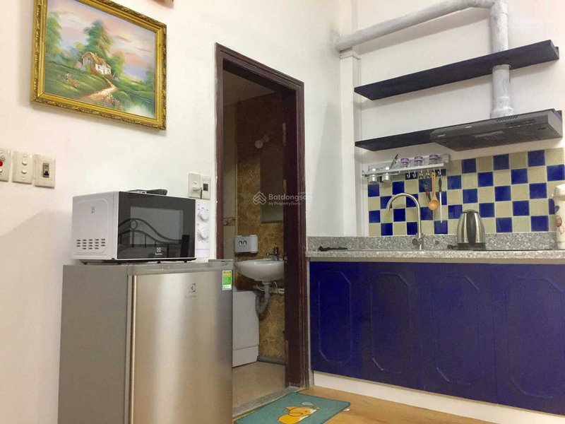 Apartment for rent in Hanoi, Vietnam · Lac Long Quan Street · 2 rooms, 2 baths