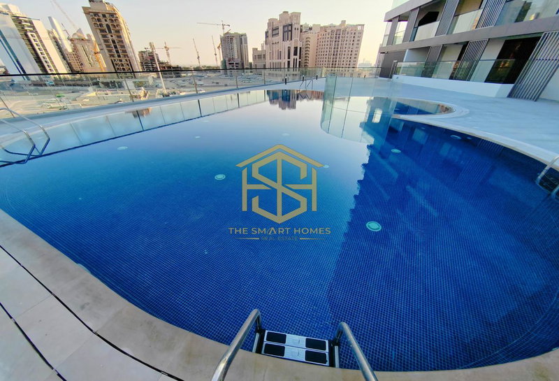 Apartment for rent in Sharjah, United Arab Emirates · Al Jaddaf Avenue · 7 rooms, 7 baths