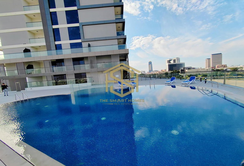 Apartment for rent in Sharjah, United Arab Emirates · Al Jaddaf Avenue · 7 rooms, 7 baths