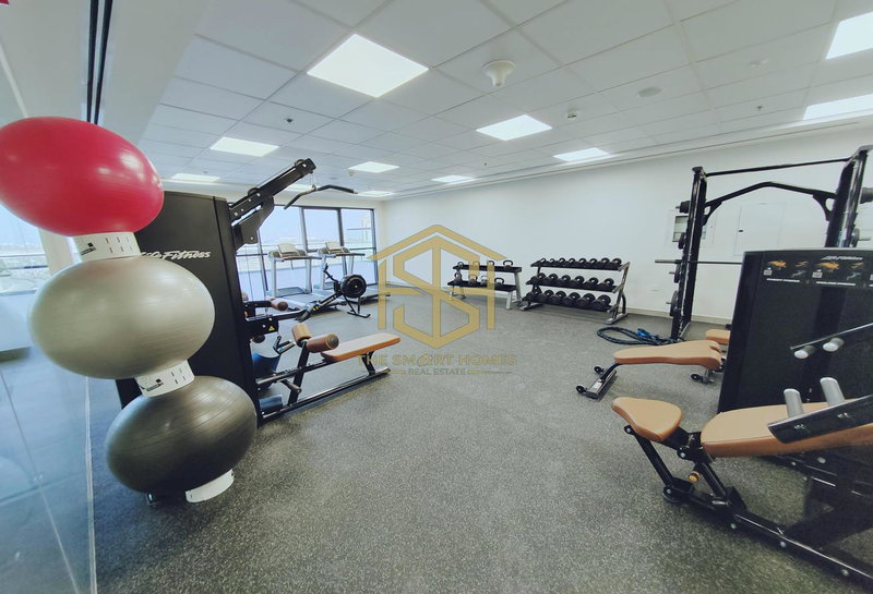 Apartment for rent in Sharjah, United Arab Emirates · Al Jaddaf Avenue · 7 rooms, 7 baths