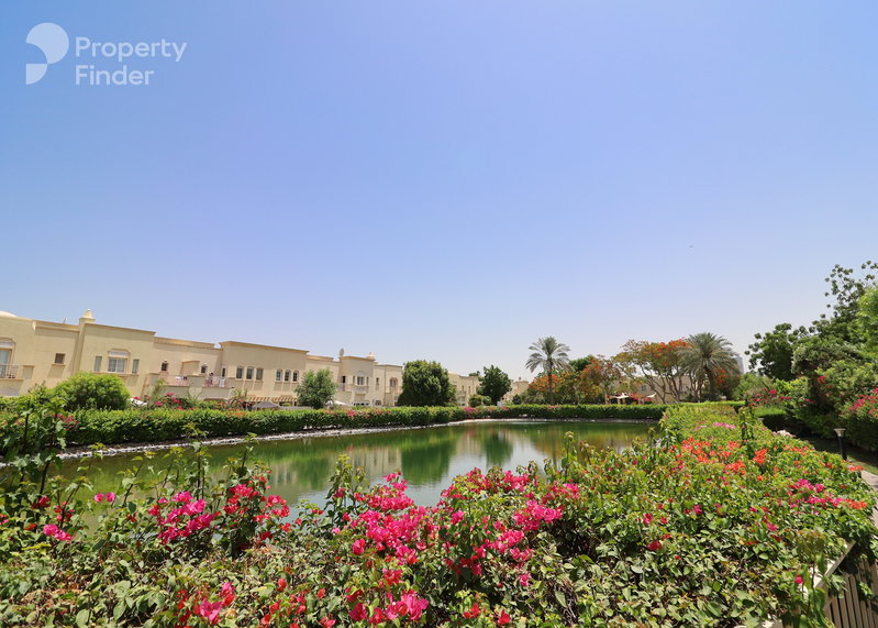 House for rent in Dubai, United Arab Emirates · Springs 8 · 3 rooms, 3 baths
