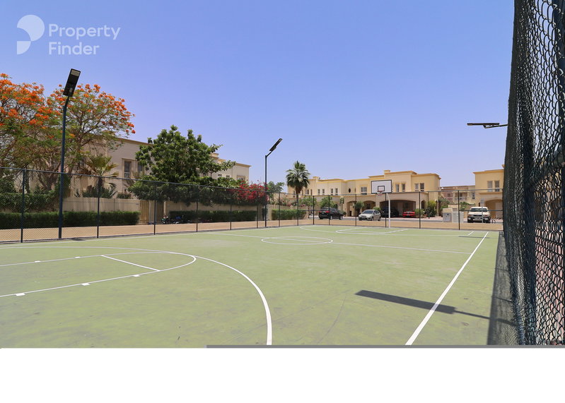 House for rent in Dubai, United Arab Emirates · Springs 8 · 3 rooms, 3 baths