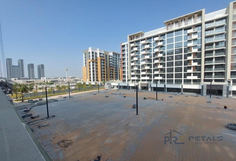 Apartment for rent in Dubai, United Arab Emirates · AZIZI Riviera · 1 room, 1 bath