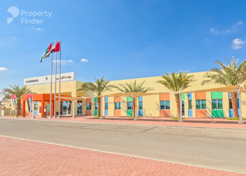 Apartment for rent in Al Ain City, United Arab Emirates · Al Bateen · 6 rooms, 6 baths