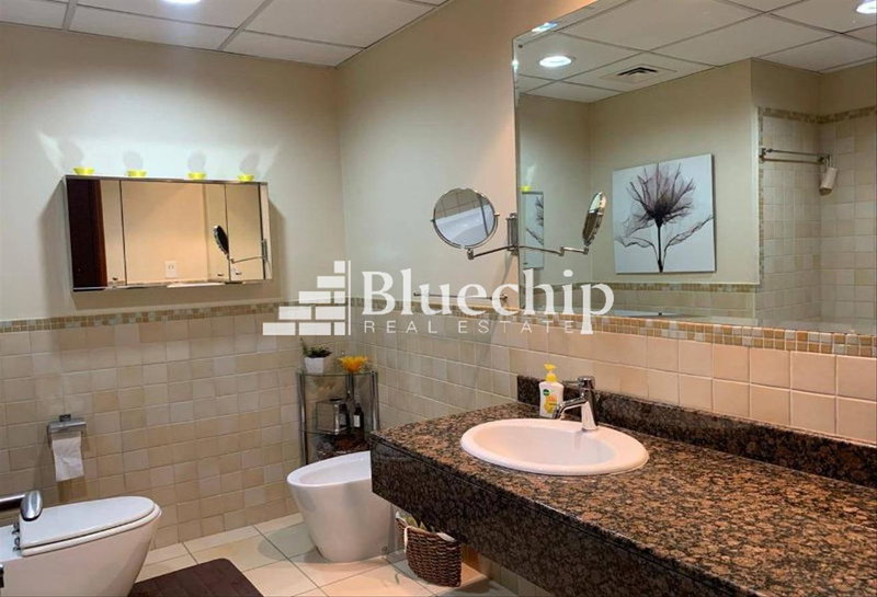 Apartment for rent in Dubai, United Arab Emirates · Sadaf 6 · 2 rooms, 2 baths