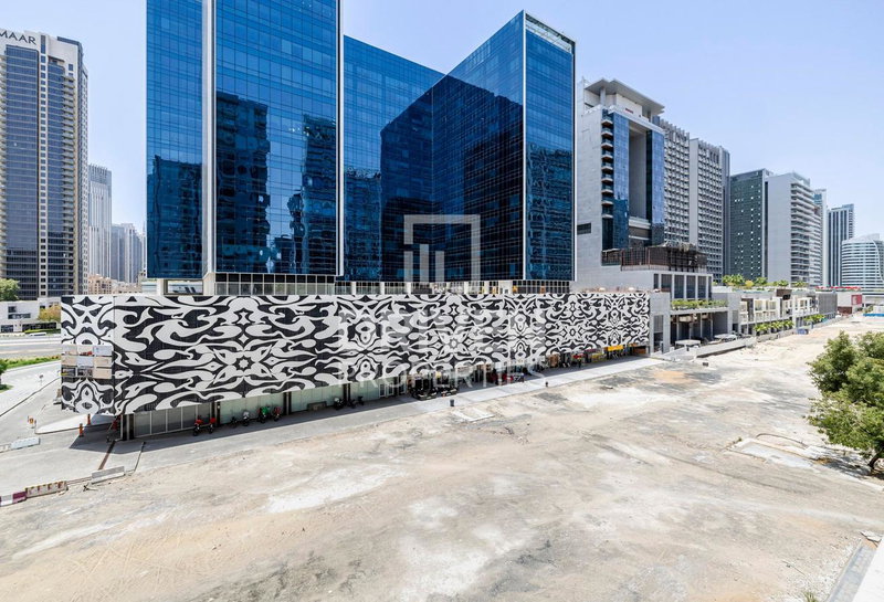 Apartment for rent in Dubai, United Arab Emirates · DAMAC Majestine · 1 room, 2 baths