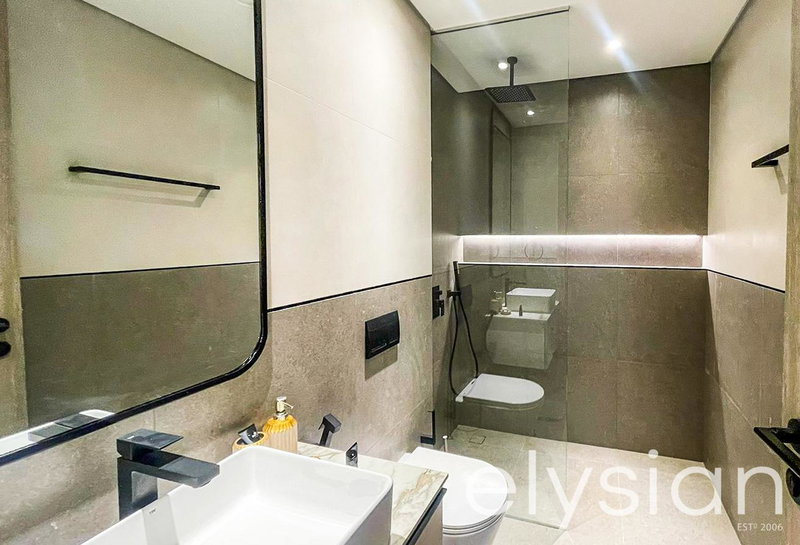 Apartment for rent in Dubai, United Arab Emirates · Oxford Terraces · 1 room, 2 baths